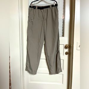 LL Bean Mens M/L Nylon Pants